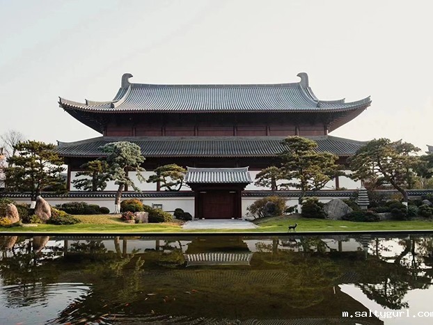 浅谈古代名为《红楼梦》的建筑形象
